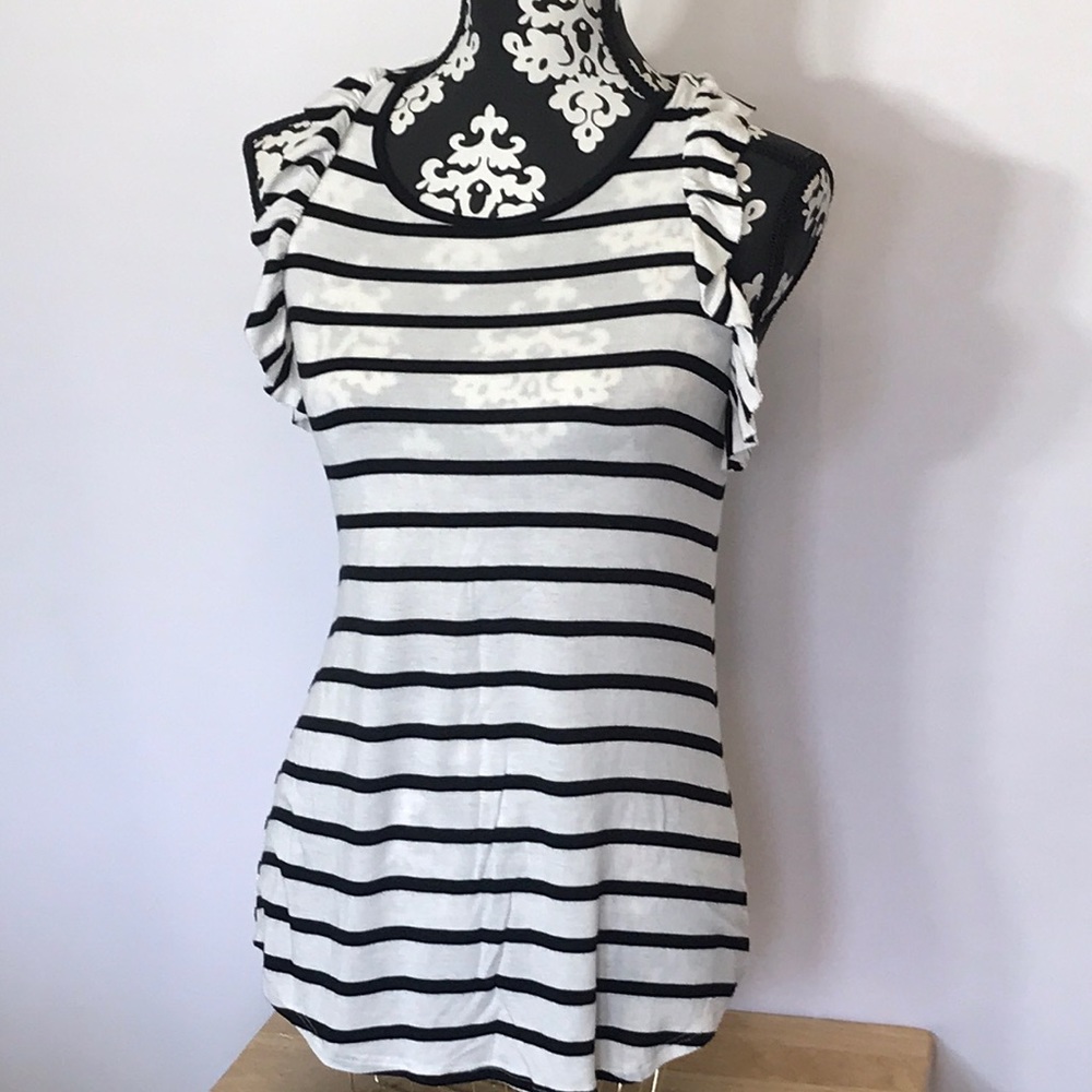 Pinkblush maternity tank top small